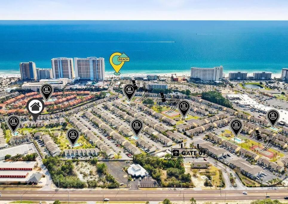 Pets Free! Fenced! Parking For 2! 11 Pools! * Panama City Beach